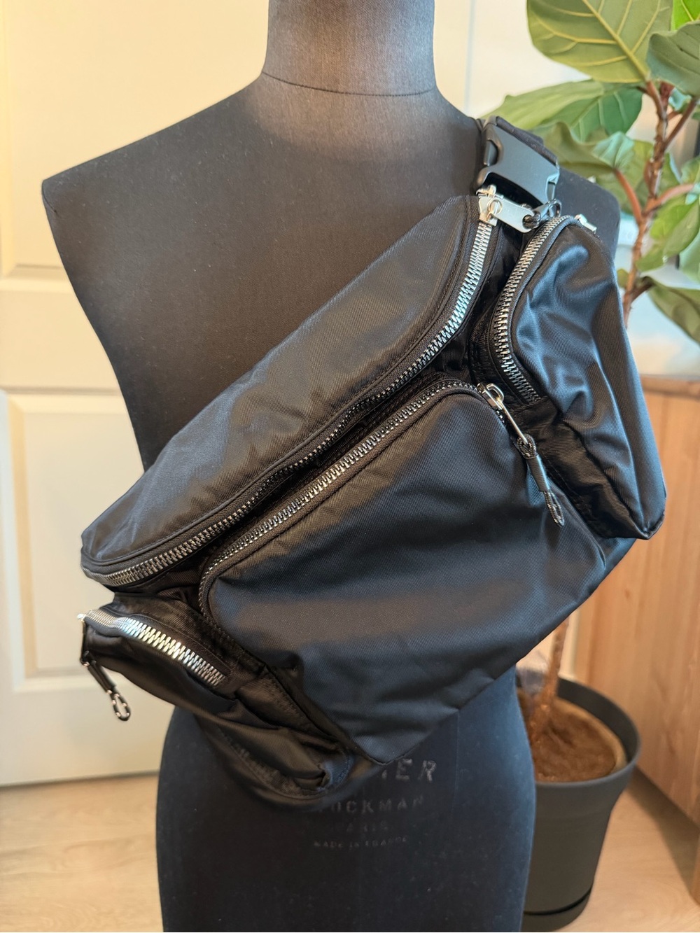 IVY PARK Black Multi-Pocket Utility Belt Bag